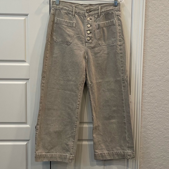 American Eagle Outfitters wide leg Crop Woman’s Jeans (washed out Gray) Size:8 - Picture 2 of 12
